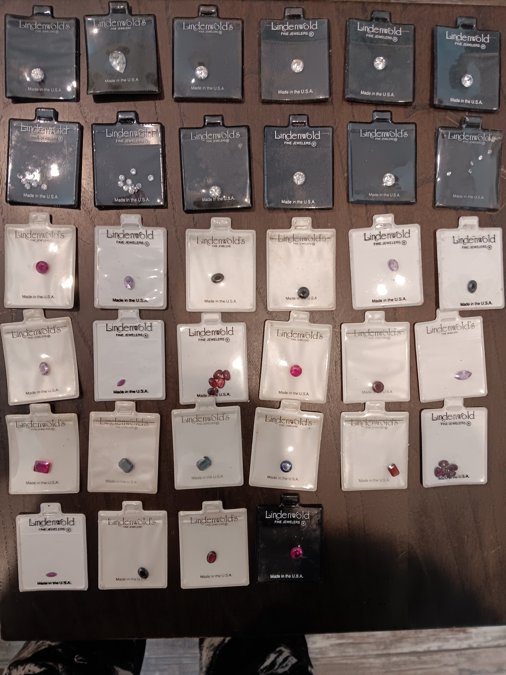 Lindenwold Fine Jewelers 34 Assorted CZ Diamonds & Gemstone  - Mixed Colors -